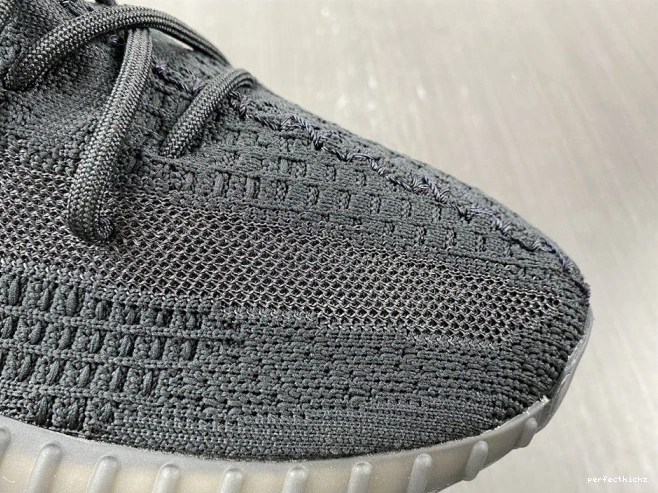HQ4540 V2 Onyx 350 Adidas Boost Yeezy 0709